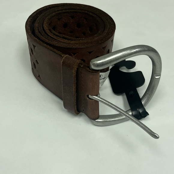 Lucky Brand 100% leather belt - Picture 8 of 9